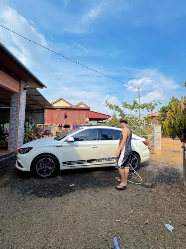 MG 6 ឆ្នាំ 2023 ម្ចាស់ដើមផ្ទាល់ ទឹកថ្នាំហ្សីនមួយជុំ