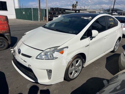 Prius 2012 Deluxe Solar ដល់ផែ 28-12-25