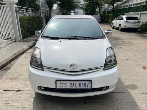 PRlUS 2004 ហ្វូលពេញ ពណ៍ស ឈ្មោះម្ចាស់ដេីមកាត់ឈ្មោះបាន