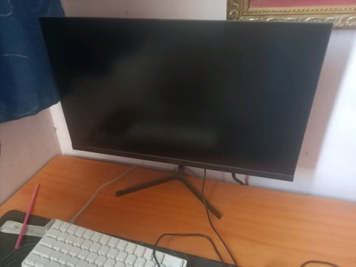 SELL MONITOR 24 INCH 75HZ 40$