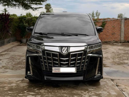 Toyota Alphard ម្ចាស់​ដើម​