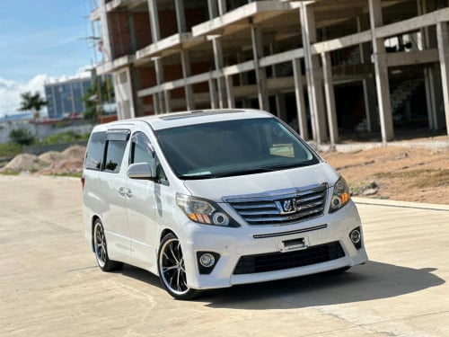 TOYOTA ALPHARD 2012 FULL OPTION