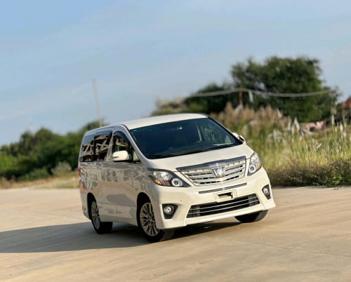 TOYOTA ALPHARD 2013 FULL AUTO 3