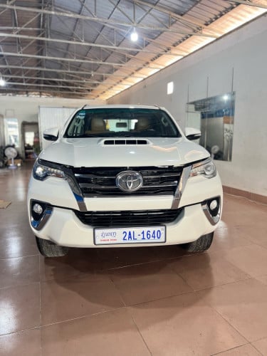 Toyota Fortuner 2016