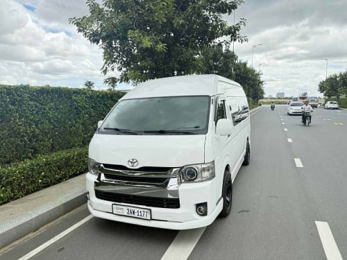 Toyota Hiace 2018 សាំងលេខអូតូ លក់ឬជួល