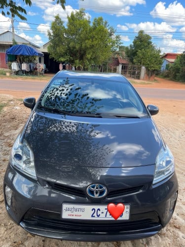 Toyota Prius 2013 Option4 18800$ ចរចា