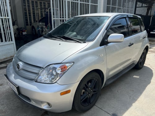 Toyota Scion XA 2004