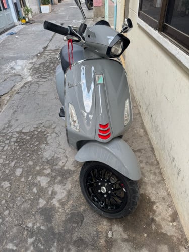 Vespa Sprint 150 cc តម្លៃចរចារ