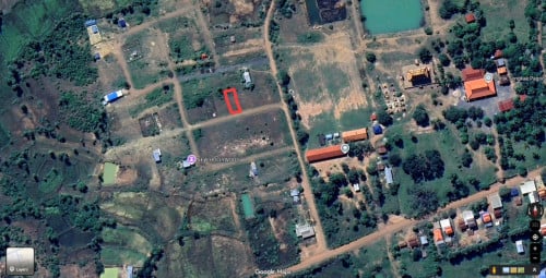 ដីឡូត៍លក់បន្ទាន់ ពីឡូត៍ជាប់គ្នា