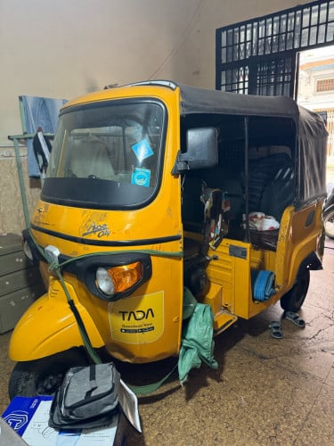 កង់បីអុីតាលី