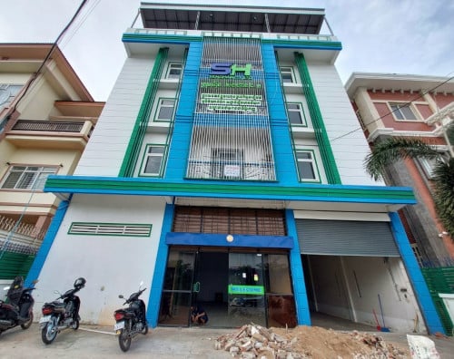 អាគារសំរាប់លក់បន្ទាន់ ទីតាំងនៅលើផ្លូវឌួងងៀប