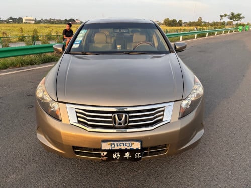 រថយន្តឆ្នាំចាស់តែកម្លាំងនៅអេម មកមើលនៅទីតាំងផ្ទាល់បាន