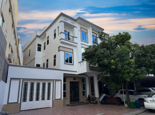 ផ្ទះបុរីលក់