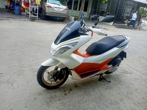 មានកាតគ្រីត្រឹមត្រូវ