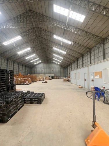 ឃ្លាំងសម្រាប់ជួល ម្តុំភ្នំពេញថ្មី