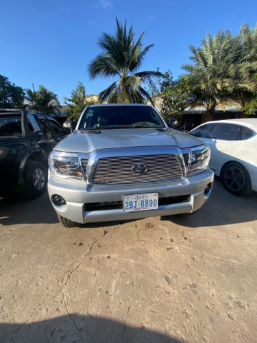 ឡានលក់. ឆ្នាំ. 2006. អូតូកាប់ពីតាស់