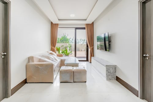 𝐅𝐨𝐫 𝐑𝐞𝐧𝐭: 2Bed Apartment – Orkide 2004, Private Verranda