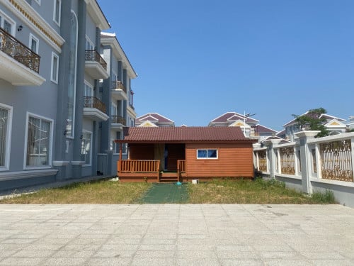 ផ្ទះចល័ត3បន្ទប់គេង លក់ខាត50%