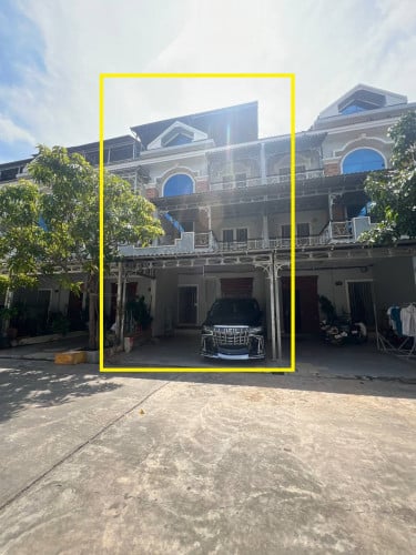 វីឡាកូនកាត់ សម្រាប់ជួលនៅបុរី វិមានភ្នំពេញ 598