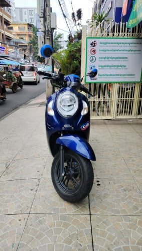 លក់ម៉ូតូម៉ាក Honda Scoopy 023