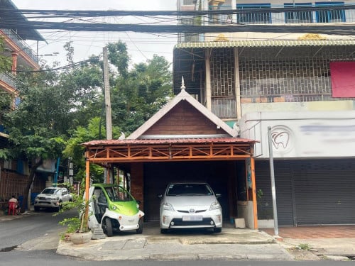 ផ្ទះកែង សម្រាប់ជួល នៅទួលទំពូង | House corner for Rent at TTP