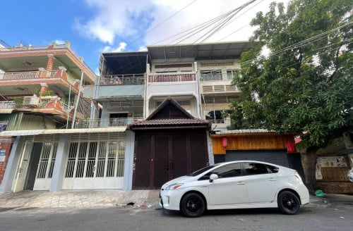 ផ្ទះសម្រាប់ជួល នៅបឹងកេងកង | House for rent in Boeung Keng Kang