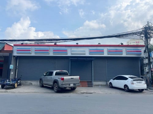 ហាង សម្រាប់ជួល នៅជិតវិទ្យាល័យ | House for Rent Near High school