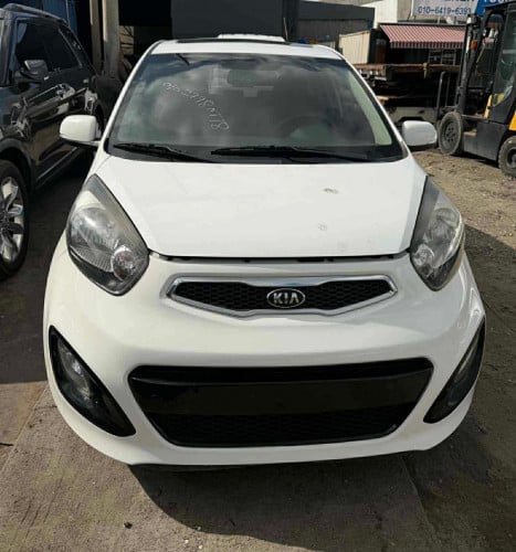 រថយន្តម៉ាក់Kıa Morning Kıa Rayឆ្នាំ012/013/014 នាំចូលផ្ទាល់ពីប្រទេសកូរេ លក់ដុំនឹងរាយ