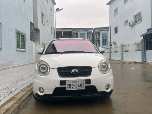 ឡានលក់ KlA morning ឆ្នាំ09ពណ៌ស