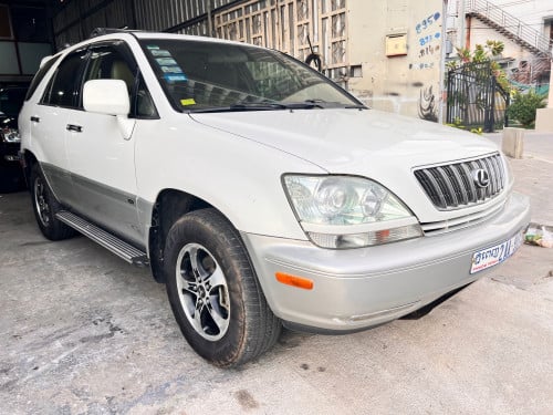 មោះបងប្អូន Lexus Rx300 2002 P1ឡានស្អាតខ្លាំងណាស់ មេឡាន ម៉ាសុីនស្អាតខ្លាំងណាស់ គ្រឿងក្រោមហាប់ប៉ែស
