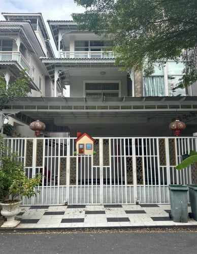 វិឡាភ្លោះសំរាបលក់ក្នុងបុរី Orkide ផ្លូវ២០០៤