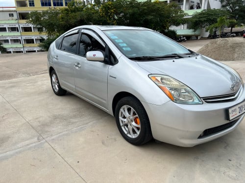 ឡានលក់ Prius 06 full no map