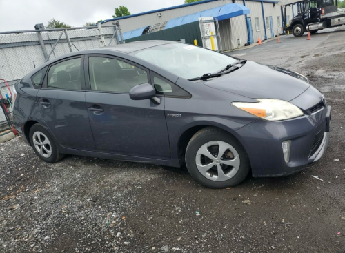 សាង/Prius 2012/Option 03 ព៌ណស្លាបក្អែក