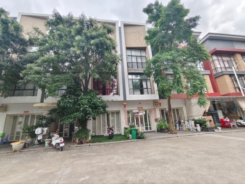 ផ្ទះអាជីវកម្មសម្រាប់ជួល | Shophouse For Rent, Polaris 2