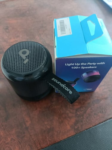 Anker soundcore glow mini