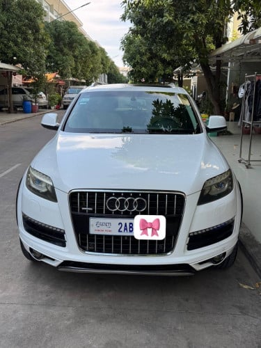 Audi Q7 ម្ចាស់ដើមម៉ាស៊ូត
