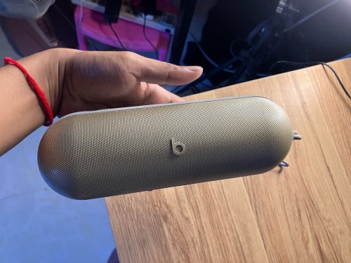 Beats pill 2024 Unbox like new 99%