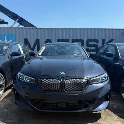 Brand New BMW i3 40L Year 2026 (625Km) អគ្គិសនី Electric Full Option រថយន្តក្នុងស្តុកស្រាប់
