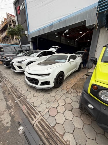 Camero 2018 ឡានស្អាតលេងកប់