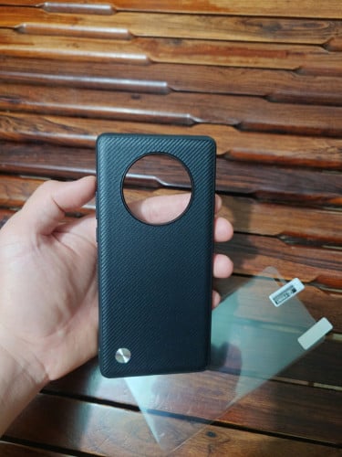 Case Mate40Pro.នៅថ្មី មានទាំងScreenបិទឲ1ទៀត លក់3$