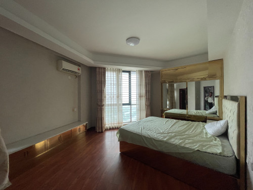 Corner Spacious 2 Bedrooms for Rent in Diamond Island