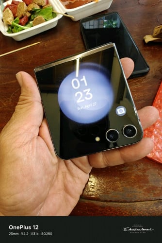 Flid5 ក្រុមហ៊ុន8g