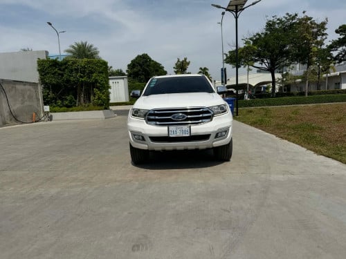 Ford Everest year 2018 full