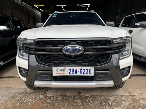 Ford ranger Wildrak 2023 ហ្សុីនមួយជុំ 20000km