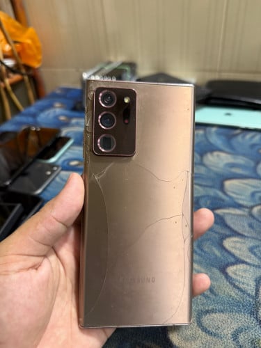 Galaxy Note 20 Ultra នៅដំណើកាទាំងអស់ លក់60$