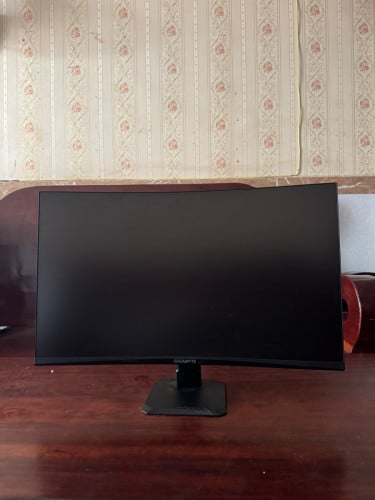 Gigabytes 180hz 27" FHD