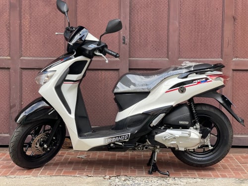 Honda Moove  ឆ្នាំ2016 របស់ក្រុមហ៊ុន ម៉ាសុីនហាប់នែ ល្អប្រើ ម៉ូតូ95%