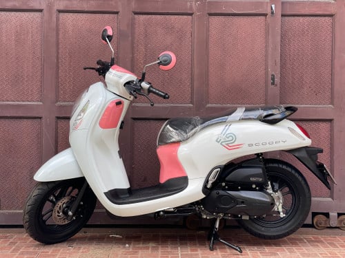 Honda Scoopy ឆ្នាំ2022 Smart Key ម៉ាសុីនហាប់នែ ល្អប្រើ ម៉ូតូ98%