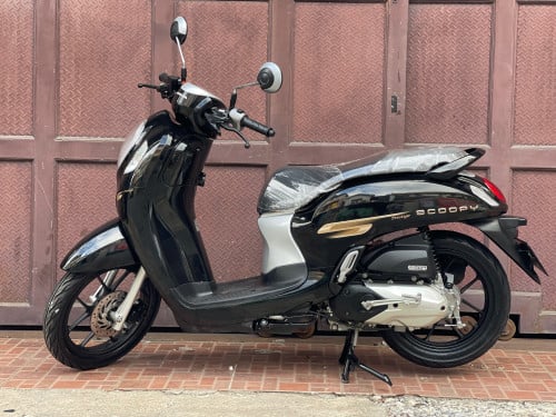 Honda Scoopy ឆ្នាំ2024up ម៉ាសុីនហាប់នែ ល្អប្រើ ម៉ូតូ98%