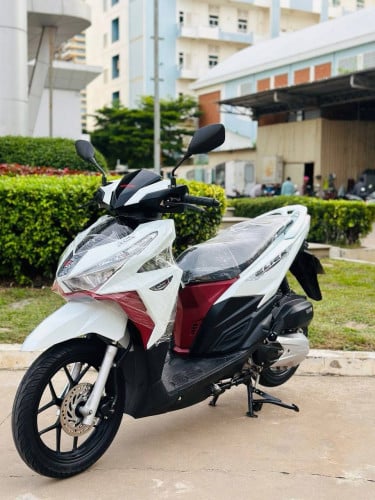 Honda Today 015 ម៉ាស៊ីនតាន់ហាប់នែនស្ងាត់ជិះស្រួលមិនលាន់មិនហុយមានពន្ធកាតគ្រឺហ្សីន